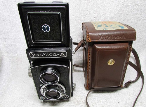 Vintage yashica tlr 120 film - vintage, a
