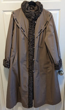 Vintage 60s / 70s Long Beige Brown Trench Coat Faux Fur Trim size 46