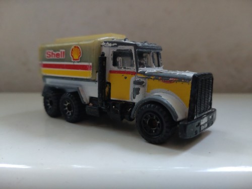 Matchbox peterbilt 1981 - 1:80,