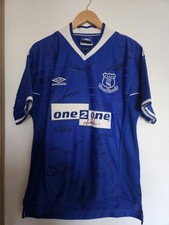Everton 1999/2000 Squad Signed