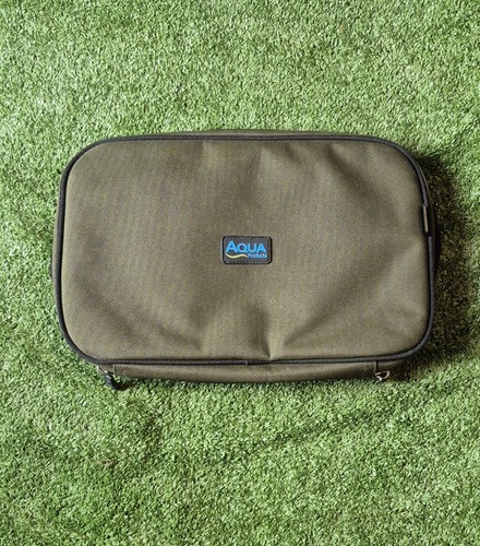 Aqua black series buzz - black,