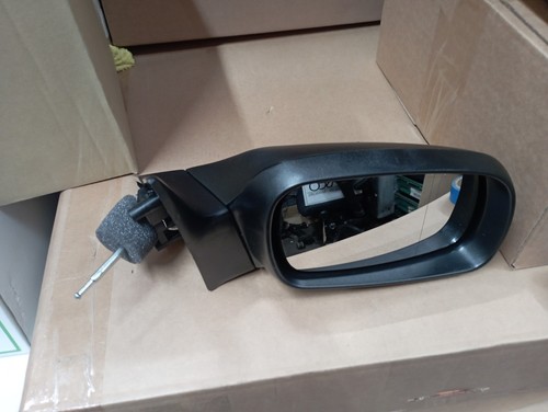 Manual door mirror drivers - mirror,