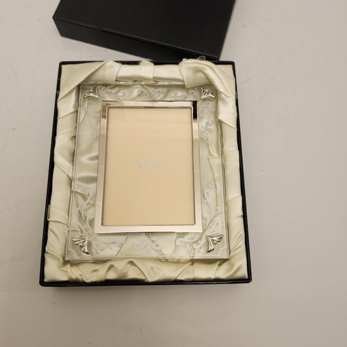Mikimoto international frame - international,