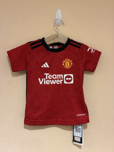 Bnwt adidas baby - bnwt,