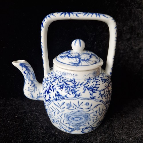 Traditional chinese square - chinese,