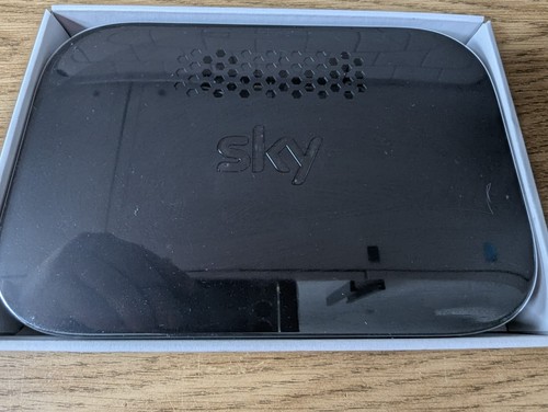 Sky wireless router - router, l