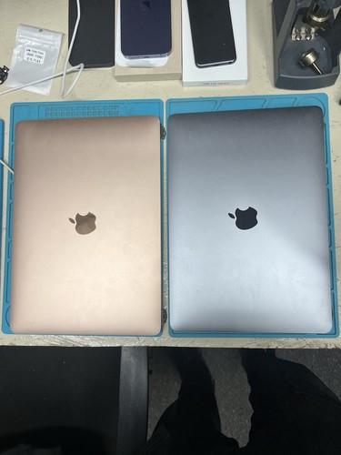 Faulty macbook air screens - screens,