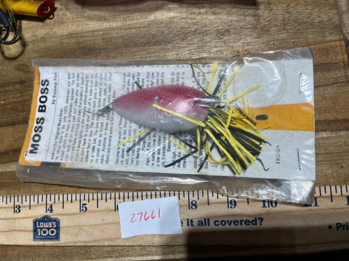 Swamp fox moss boss - boss, fishing
