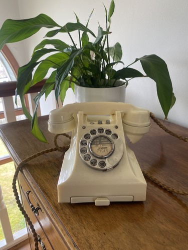 Rare vintage ivory original - rare,