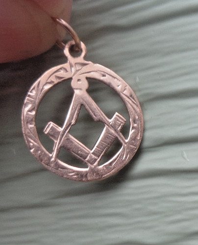 Gold masonic watch fob - masonic, or