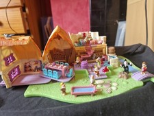 SNOW WHITE & THE SEVEN DWARFS