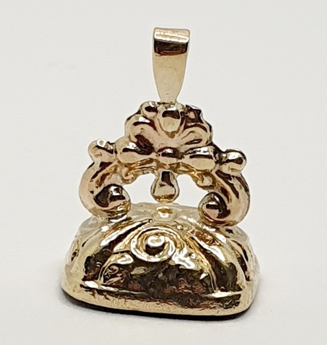 9ct fob agate white and - fob,