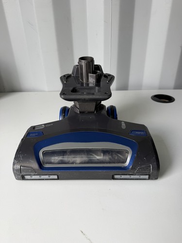 Shark upright vacuum cleaner - shark,