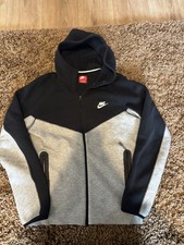 Nike Tech Fleece