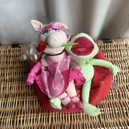 Disney store valentines - disney,