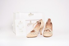 Emmy Bridal Shoes. Beige cream suede. 7/40 Heels. Floral. Wedding. 
