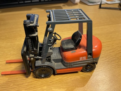 Toyota 25 forklift - toyota, fg