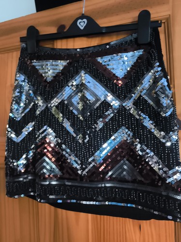 Sequins mini skirt size 10 - mini,