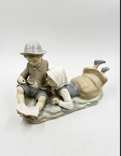 Vintage nao lladro figurine - nao,