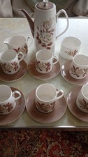 VINTAGE QUEEN ANNE BONE CHINA