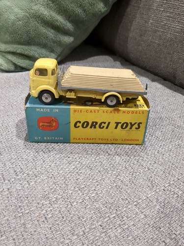 Corgi toys commer platform - commer,