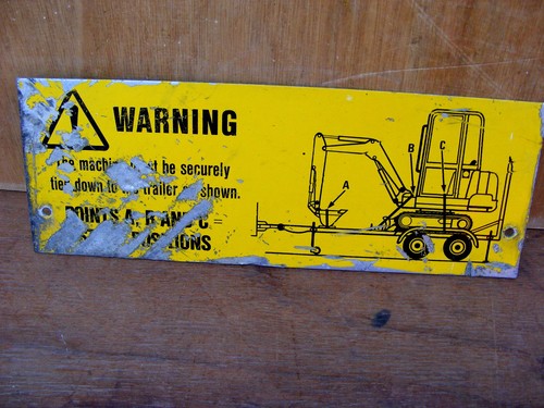 Mini digger tie - tie, down