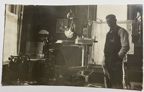 1920 dentist drill chair - 1920,