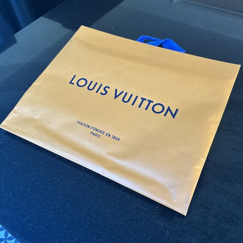 100 authentic louis vuitton - 100%,