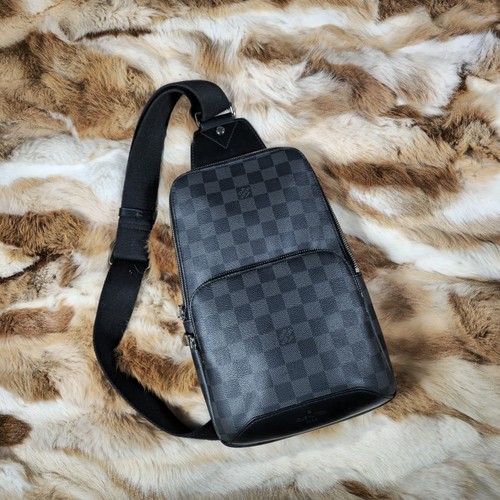 Louis vuitton avenue sling - louis, bag