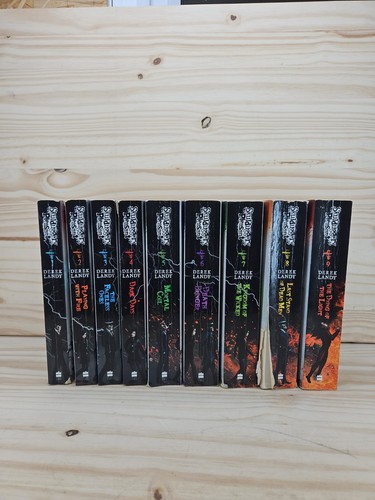 Skulduggery pleasant books - skulduggery,
