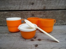 Vintage Stackable Cup/Mugs x3