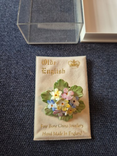 Vintage olde english floral - vintage,