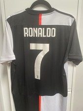 Cristiano Ronaldo Juventus Home Shirt 2019/20 Mens Large