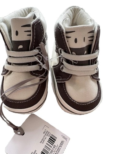 Bnwt pre walker shoes - pre,