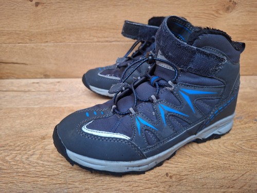 Landrover kids winter walking - landrover,