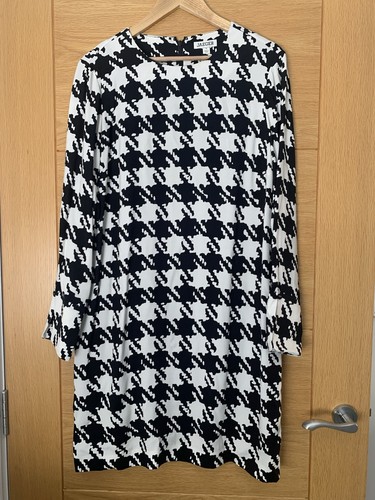 Gorgeous dogtooth pattern - dogtooth,