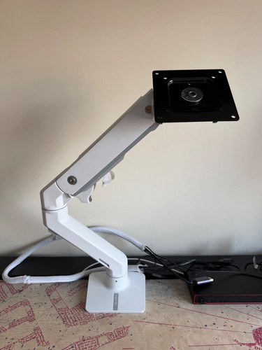 Ergotron desk monitor - hx,