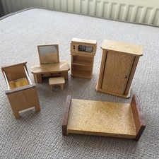 Dolls House Bedroom Furniture