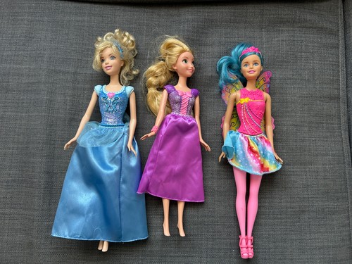 Bundle three dolls - of, barbie