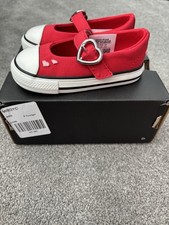 Converse Mary Jane Red