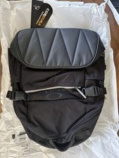 Oakley Crestible Utility