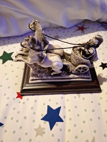 Vintage figurine roman chariot - figurine,