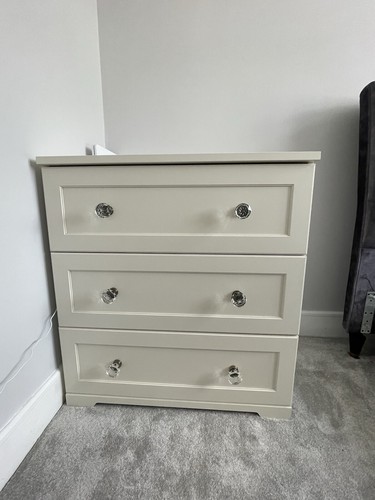 Chest drawers used but - x3,
