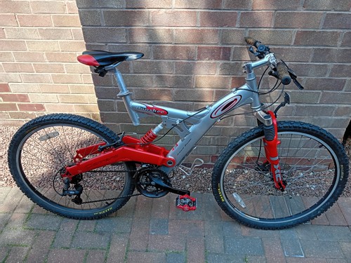 Carrera banshee mountain bike - mountain,