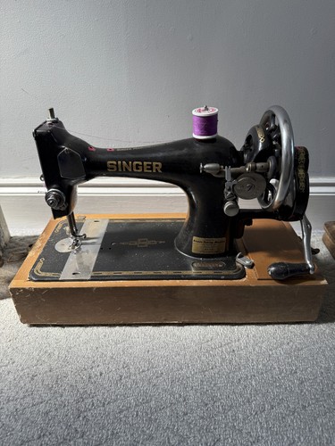 Vintage singer hand - singer,
