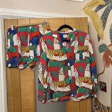 Women’s 12 Abstract cats