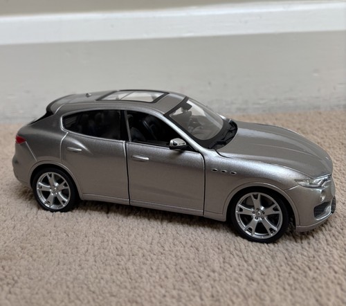 Burago maserati levante - -,