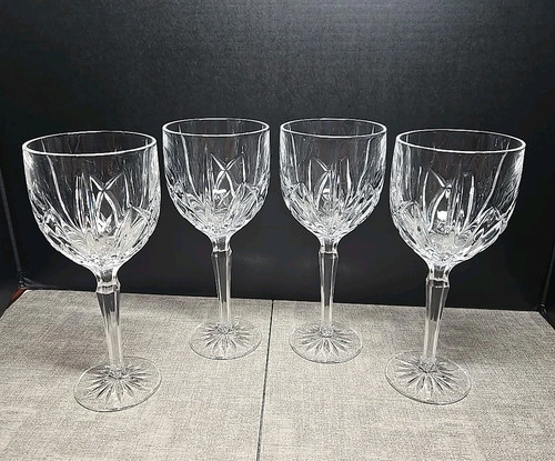 Set marquis by - of, 4