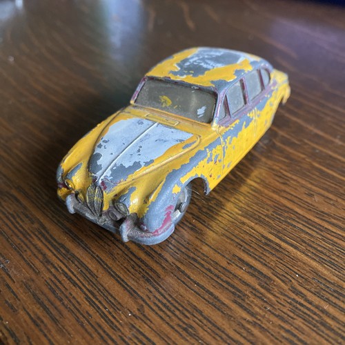 Dinky toys 195 jaguar 4 - #195,