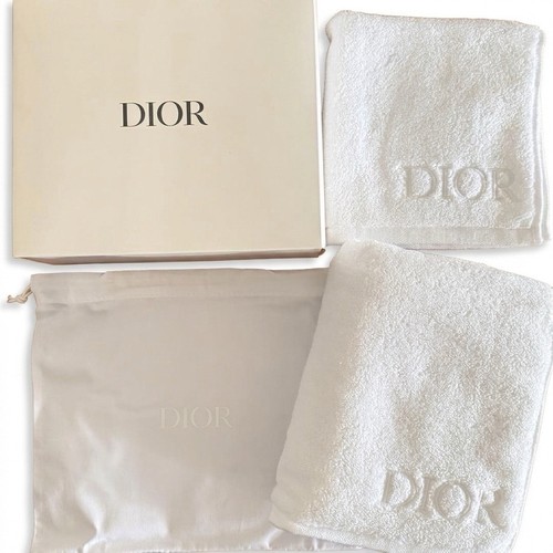 Dior novelty face hand - face,